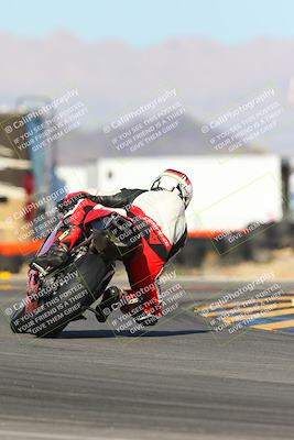 media/Feb-03-2024-SoCal Trackdays (Sat) [[767c60a41c]]/11-Turn 16 (2pm)/